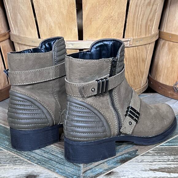 Circus by Sam Edelman Gia Taupe Olive Leather Chunky Heel Moto Boot Women Size 8 - Picture 5 of 12